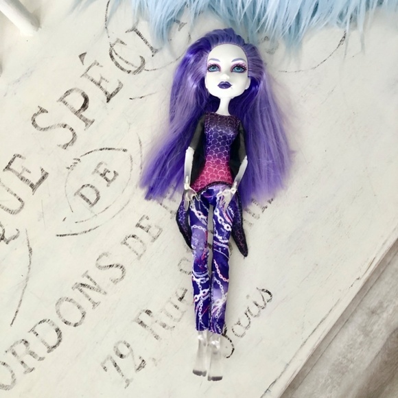 Monster High Doll, Spectra Vondergeist, Picture Day Doll, 2009 - Picture 10 of 11